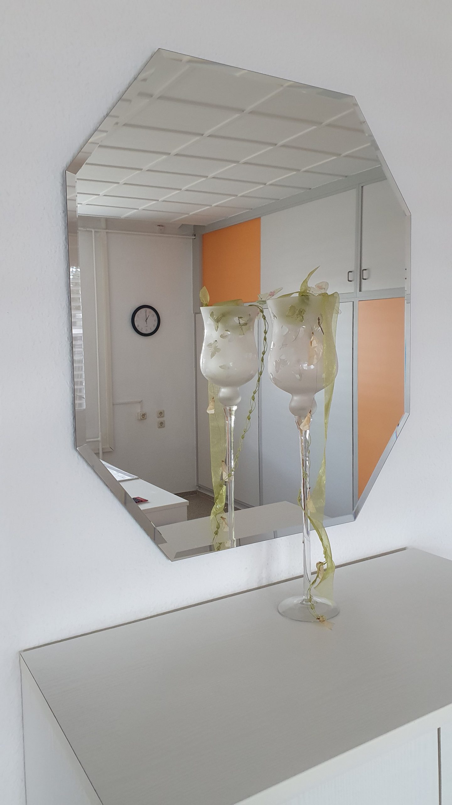 Glas & Design "Diamant" e.G. - Ganzglasanlagen / Ganzglastüren, Ganzglasduschen, Allgemeine Glasarbeiten, Sandstrahldesign, Blei- und Dekobleiverglasung und Reparaturverglasung